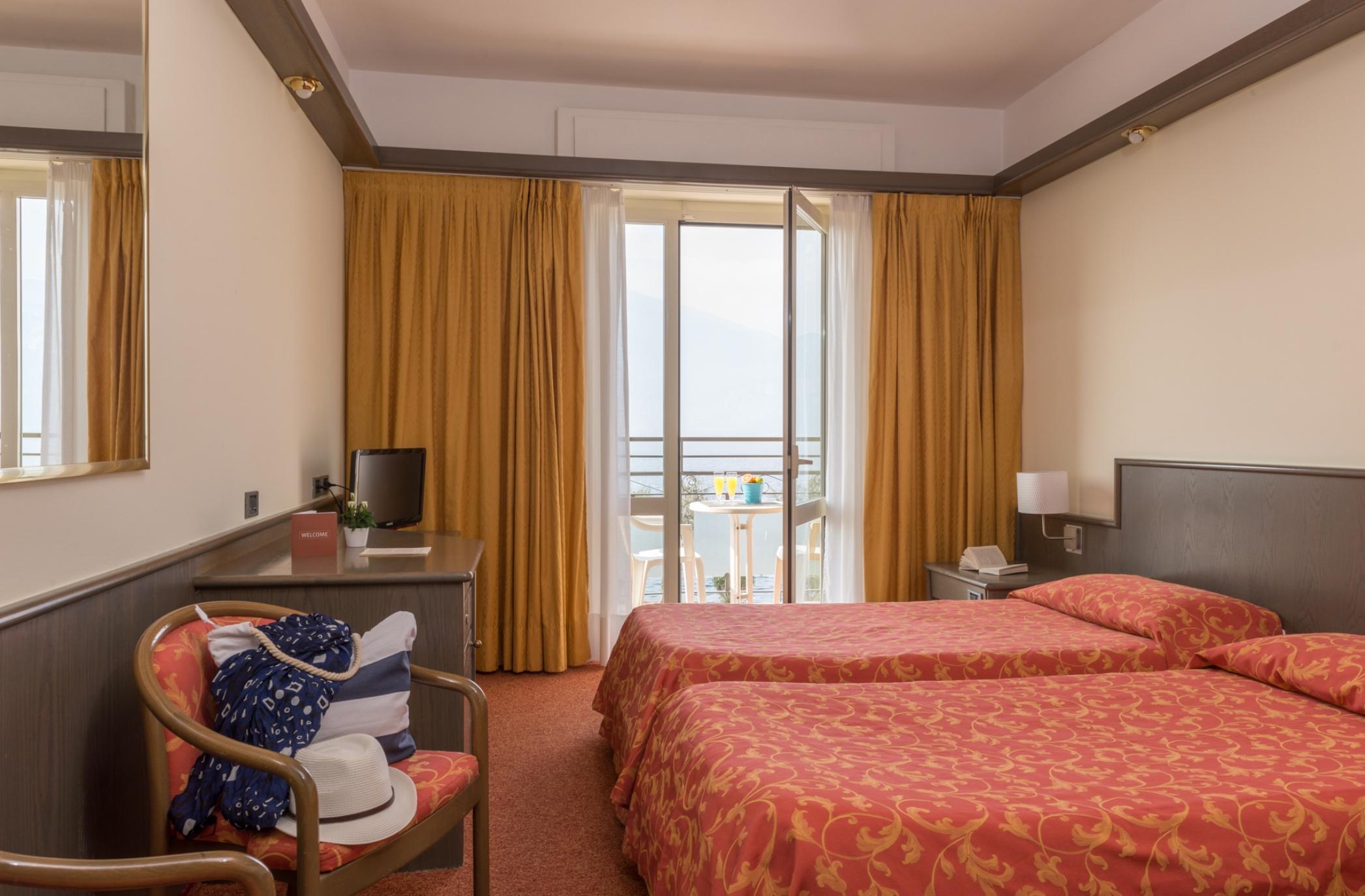 Hotel Drago Brenzone sul Garda Zewnętrze zdjęcie