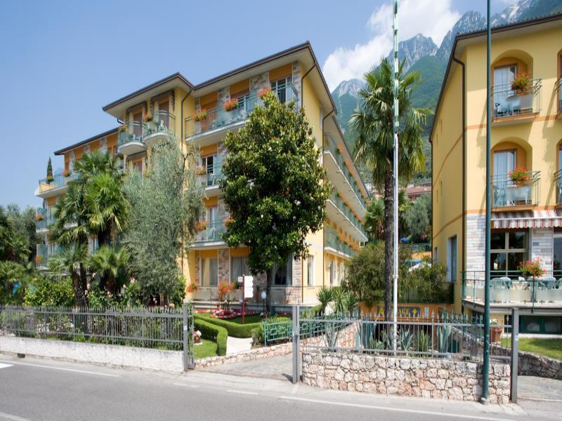Hotel Drago Brenzone sul Garda Zewnętrze zdjęcie