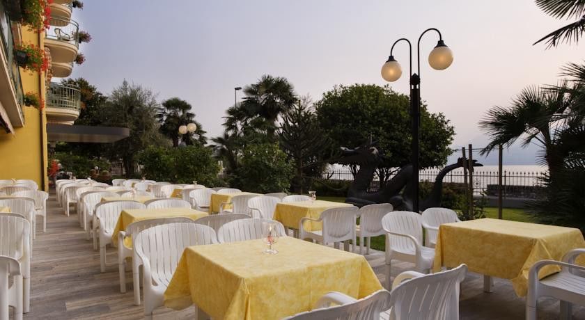 Hotel Drago Brenzone sul Garda Zewnętrze zdjęcie